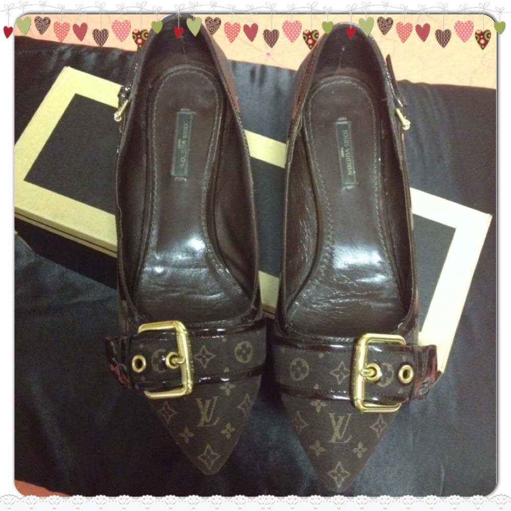 LOUIS VUITTON "Mimosa" flat ballerina
